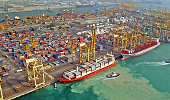 Перегрузка порта Джабаль-Али осложняет доставку грузов из ОАЭ в РФ